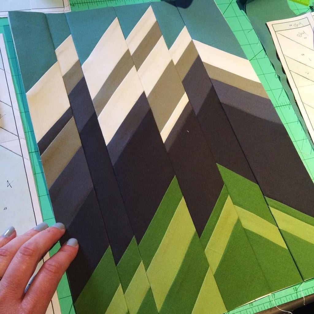 Quilts of Valor - Quilt Auction - Majestic Mountains by Amy Ellis - AmysCreativeside.com