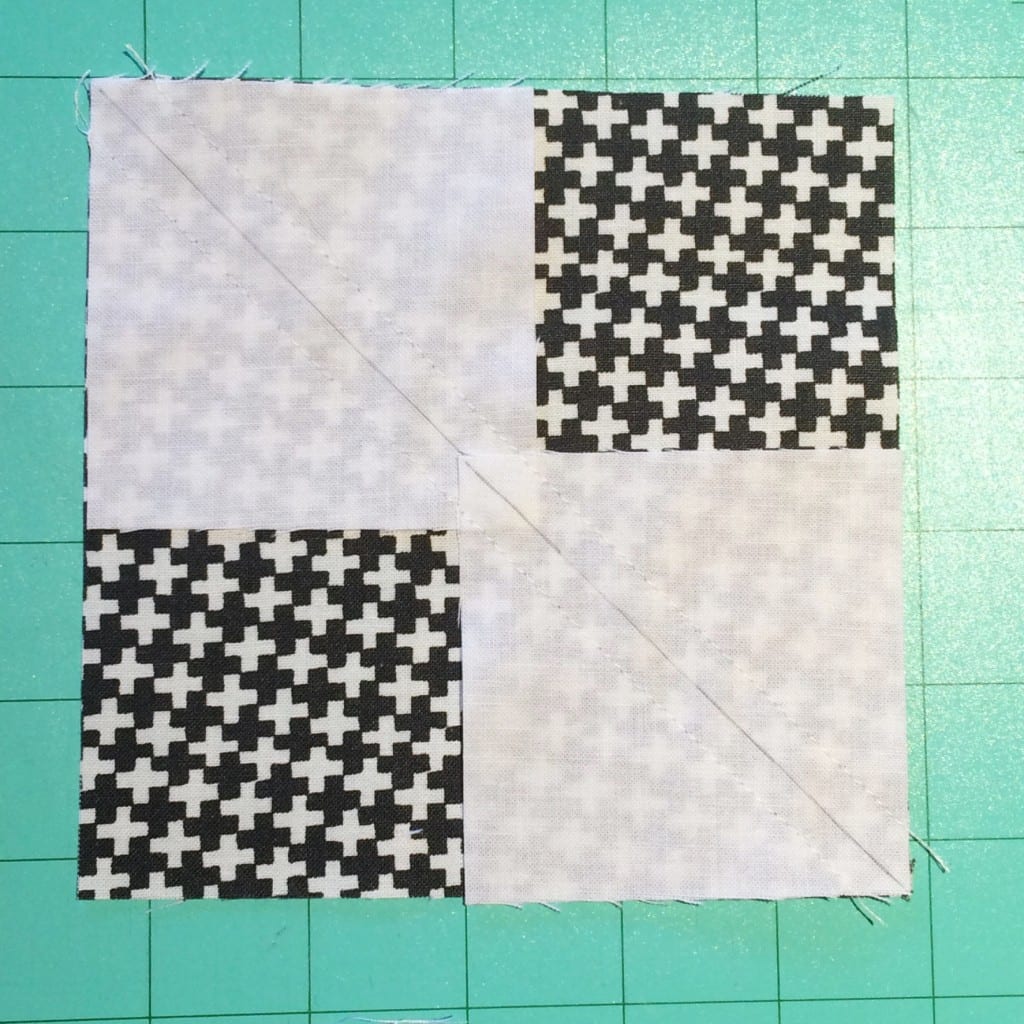 Flying Geese - No Waste Method  Flying geese, Quilting math, Flying geese  quilt